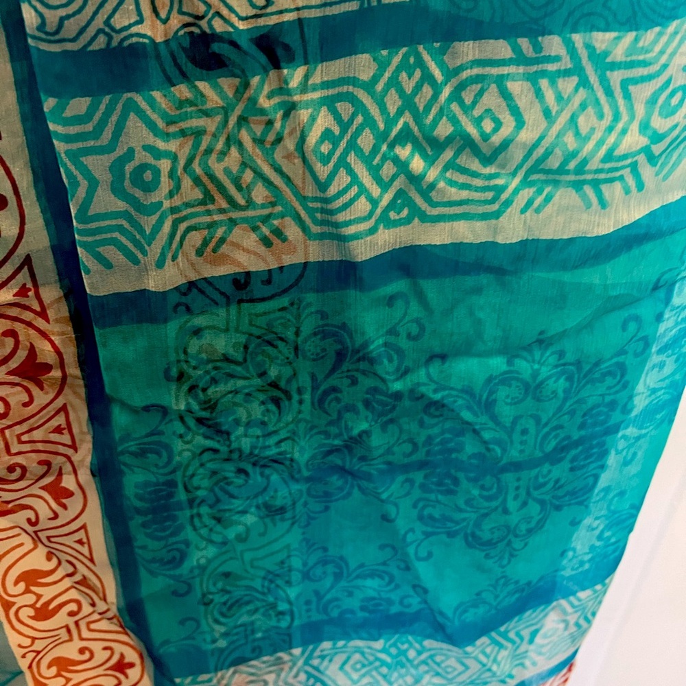 Small size 3 piece beautiful Pakistani dress
